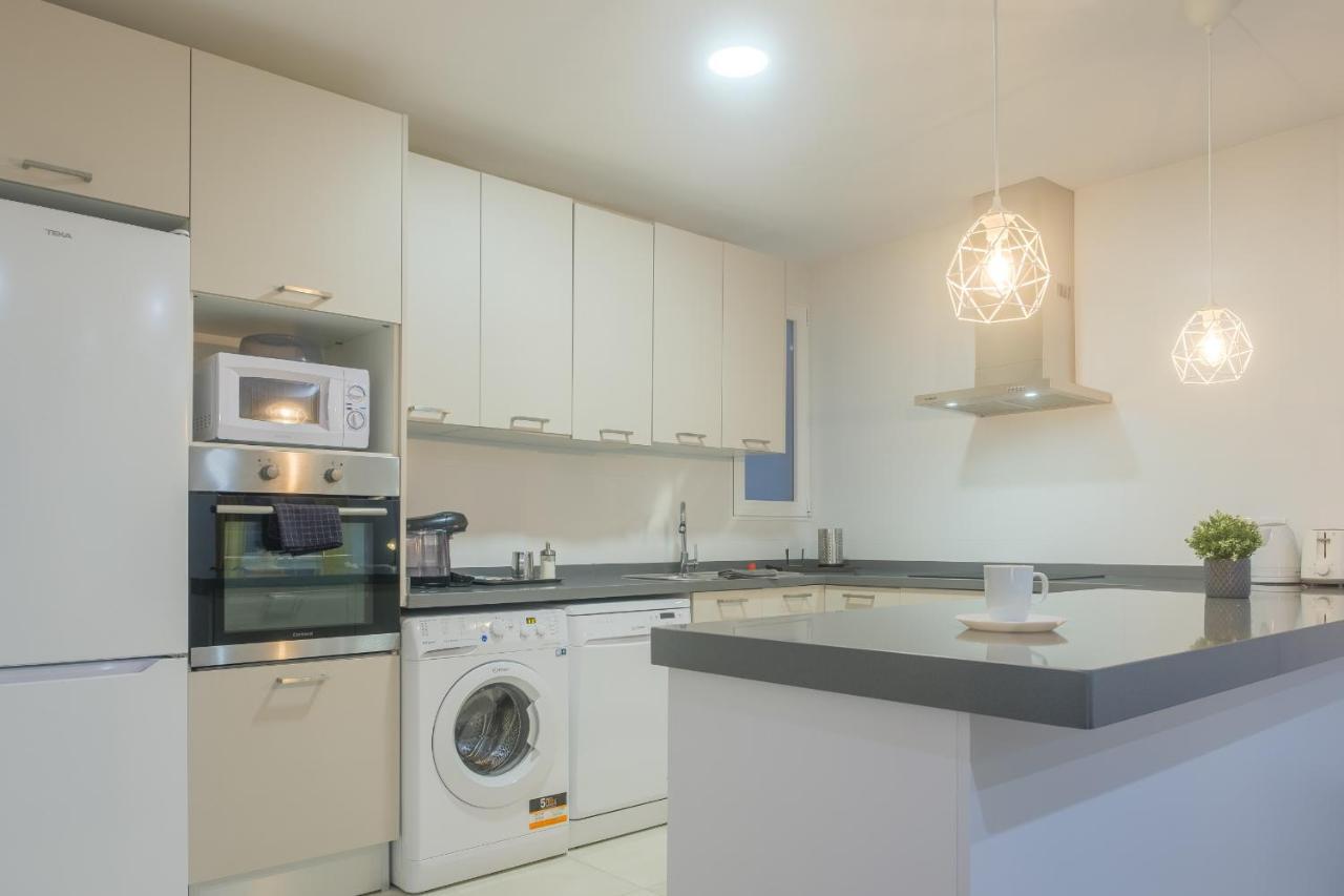 Bright, Brand New & Very Comfortable Apartment Valencia Exterior photo